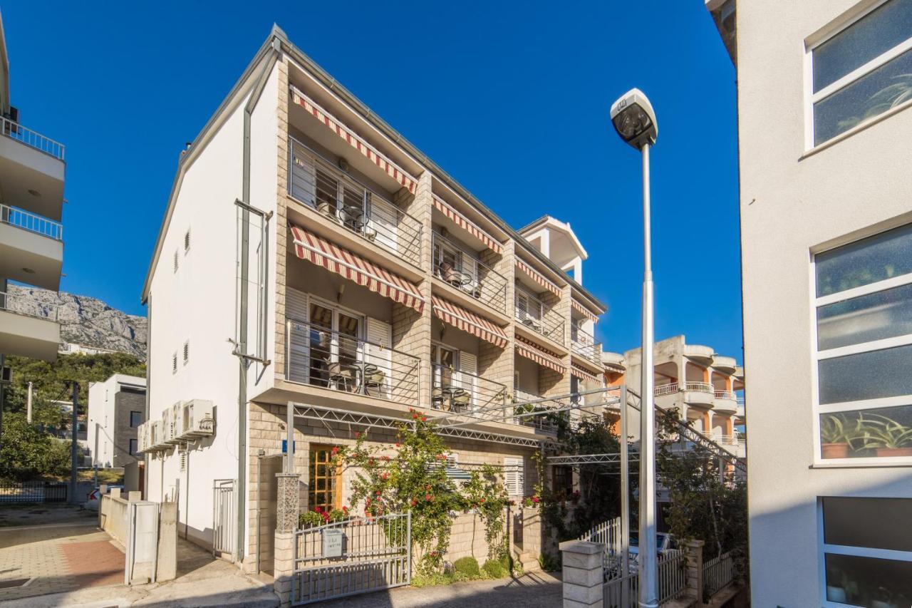 Apartments Hermina Tučepi Exterior foto
